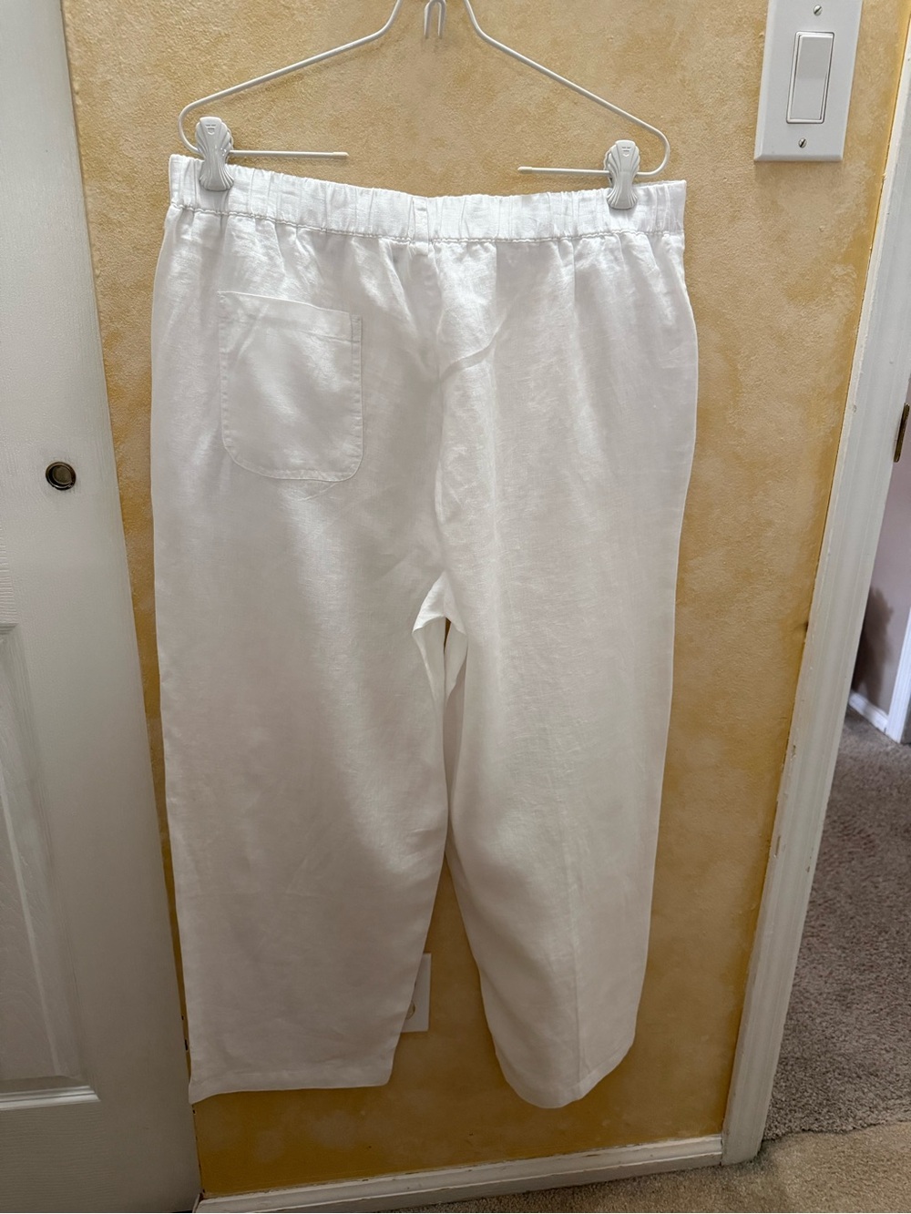 Quince White Linen-Blend Elastic Waist Chinos